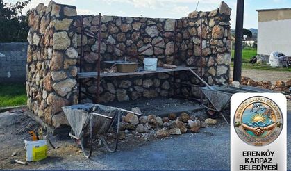 Dipkarpaz'a taş otobüs durakları inşa edildi