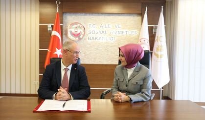 Hasipoğlu, Dijital Dünyada Çocuk Hakları Sözleşmesi'ni imzaladı