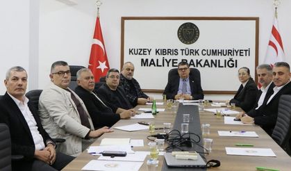 Maliye Bakanı Berova, Kıbrıs Türk İşverenler Sendikası ile Asgari Ücret Komisyonu üyelerini kabul etti