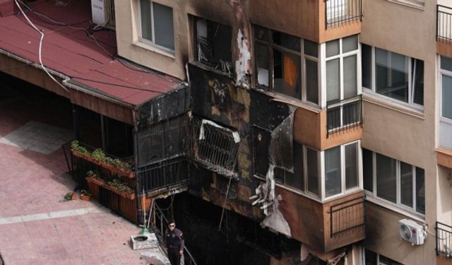 Beşiktaş'taki gece kulübünde tadilatın ilk gününde de yangın tehlikesi atlatılmış