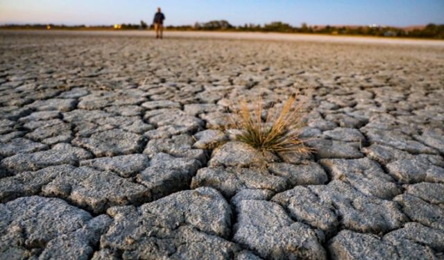 Ekvador'da kuraklık ve "El Nino" nedeniyle enerji için "acil durum" ilan edildi