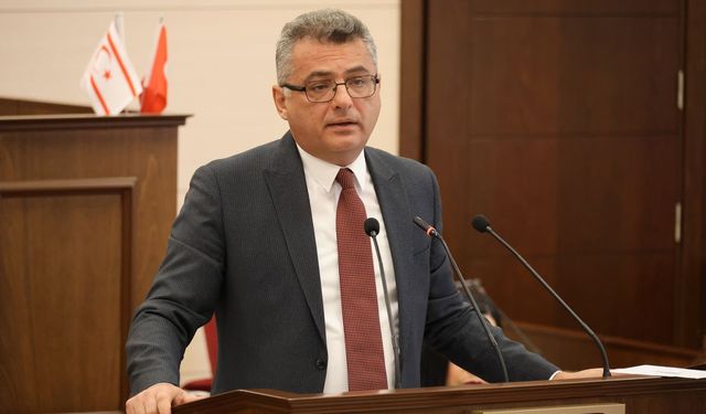 Erhürman: "Bu ülkede bir halk var, kendi kararlarını kendi verir"