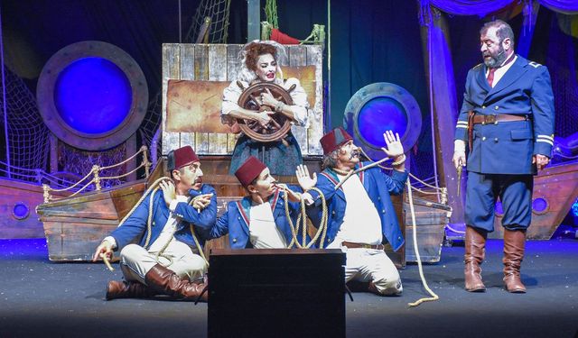 21.Kıbrıs Tiyatro Festivali, “Mercaniye Çok Yaşa” ile final yaptı