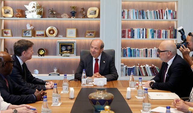 Cumhurbaşkanı Tatar, BM Genel Sekreteri’nin Kıbrıs Özel Temsilcisi Stewart’ı kabul etti