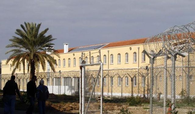 Güney Kıbrıs'ta cezaevinden tahliye olan şahıs tecavüze uğradığı gerekçesiyle şikayetçi oldu