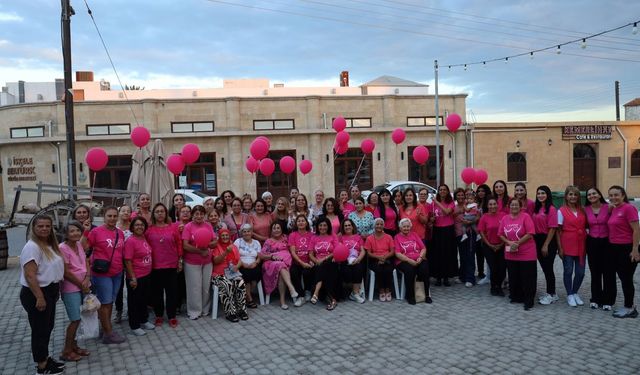 İskele Belediyesi 'Pembe Giy Gel' etkinliğine ev sahipliği yaptı