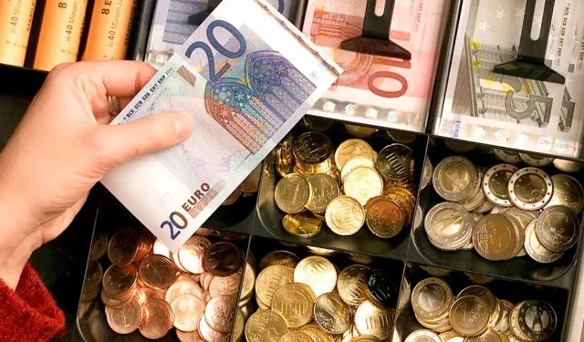 Rumların alım gücünün AB ortalamasının altında olduğu kaydedildi