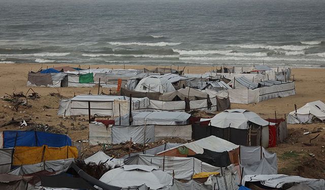 BM: 'Gazze'de Byron Fırtınası nedeniyle, yerinden edilmiş yaklaşık 795 bin kişi sel riski altında'