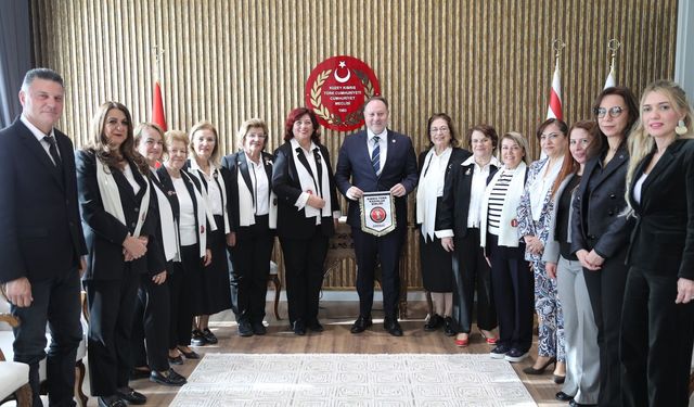 Öztürkler: 'Kadın temsiliyeti demokrasinin büyümesi için şart'