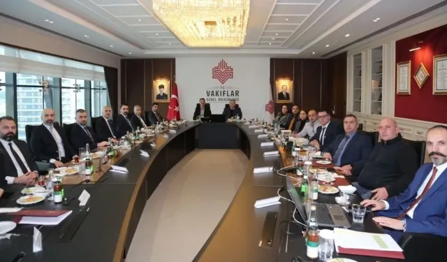 Vakıflar İdaresi heyeti, Türkiye Vakıflar Genel Müdürlüğü'nü ziyaret etti, iş birliği ele alındı