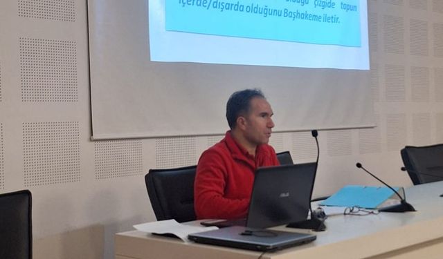 Badminton hakem semineri yapıldı