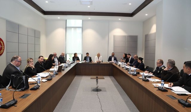 Hukuk, Siyasi İşler, Dışilişkiler ve Savunma Komitesi Ceza (Değişikik) Yasa Tasarısı'nı görüştü