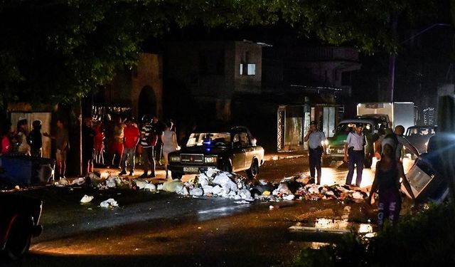 Küba'da hayat durma noktasında: Yakıt, gıda ve turist krizi derinleşiyor