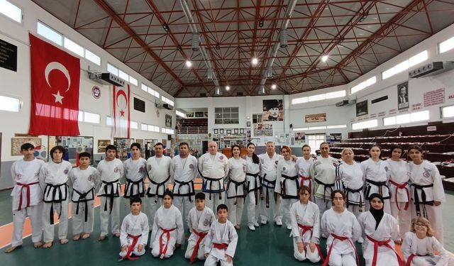 Taekwondoda kara kuşak sınavının ikici gününde Yarışmacılar Tüm hünerlerini gösterdiler