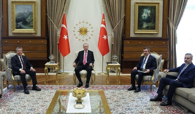 Türkiye Cumhurbaşkanı Erdoğan, Başbakan Üstel'i kabul etti