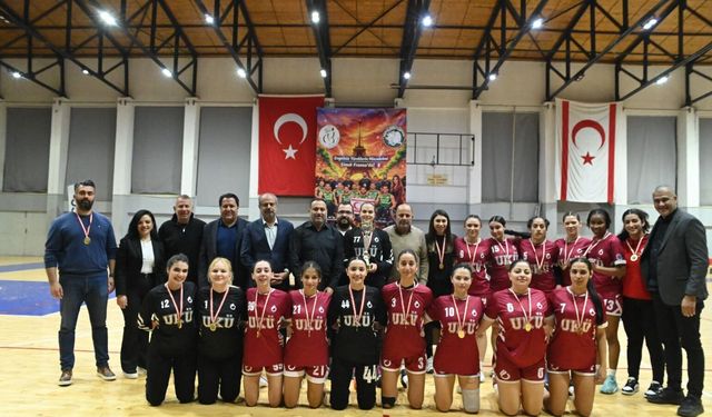 KTSYD Kupası final maçlarında UKÜ, hem erkeklerde hem de kadınlarda şampiyonluğa ulaştı