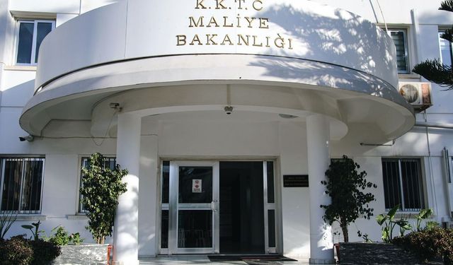 Maliye Bakanlığı: 'Bakanlığın logosu kullanılarak yayımlanan emeklilik işlemleri ile ilgili görsel gerçeği yansıtmıyor'