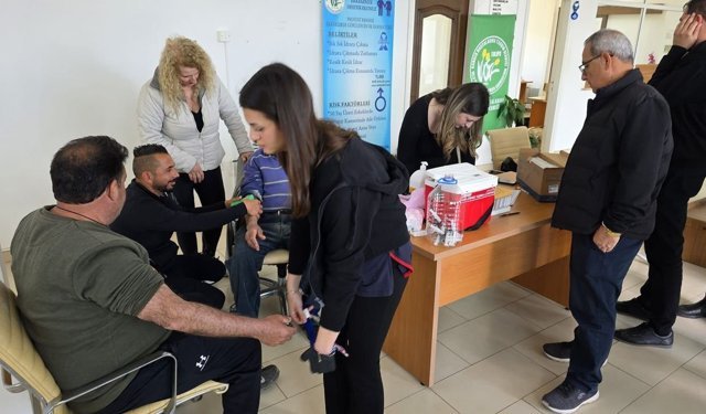 Mehmetçik'te prostat taraması yapıldı