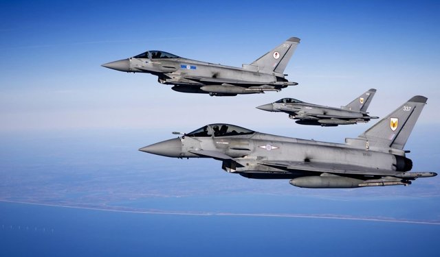 Türkiye ve İngiltere, Eurofighter destek sözleşmesi imzaladı