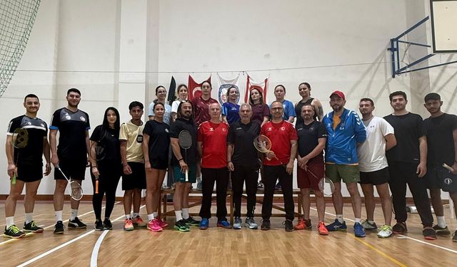 Badmintonda Antrenörluk kursu başladı