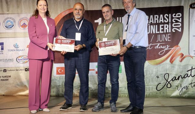 KKTC'li fotoğraf sanatçısı Hasan Bağlar Trabzon'da 16. Uluslararası Sanat Günleri'nde sunum yaptı