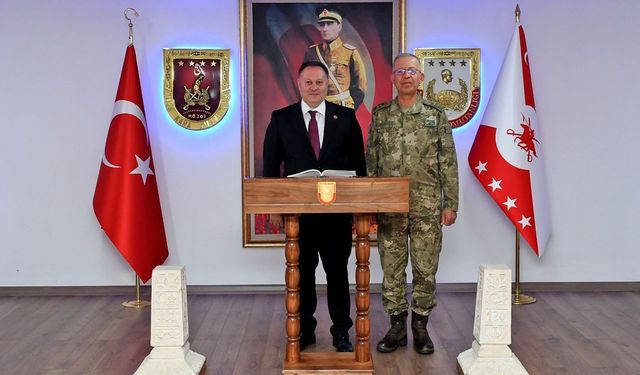 Meclis Başkanı Öztürkler, Korgeneral Topaloğlu'nu ziyaret etti