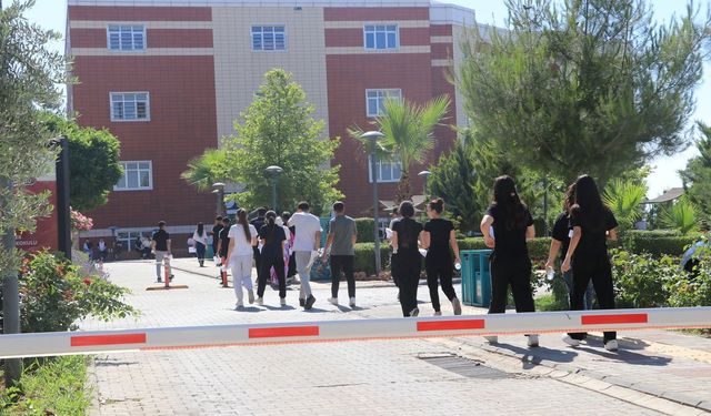 YKS'nin ilk oturumu TYT sona erdi... AYT ve YDT oturumları yarın