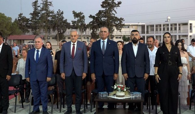 Güçlendirme çalışmaları tamamlanan Cumhuriyet Lisesi yeniden eğitime kazandırıldı