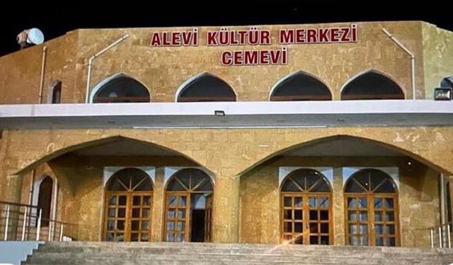 Kıbrıs Alevi Kültür Vakfı Sivas Katliamı'nda yaşamını yitirenleri andı: 'Bu yalnızca acının yıl dönümü değil'