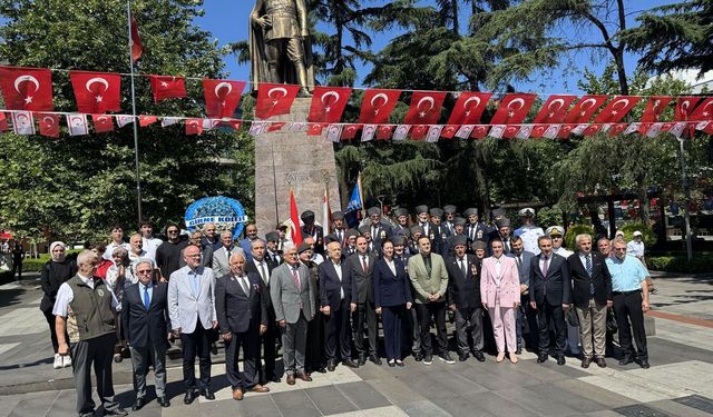 Kıbrıs Barış Harekâtı'nın 52. yıl dönümü Trabzon'da törenle kutlandı