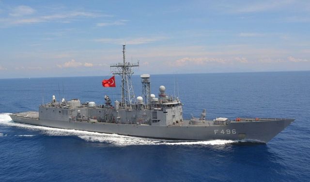 TDK'ya ait savaş gemileri 20 Temmuz vesilesiyle halkın ziyaretine açıldı