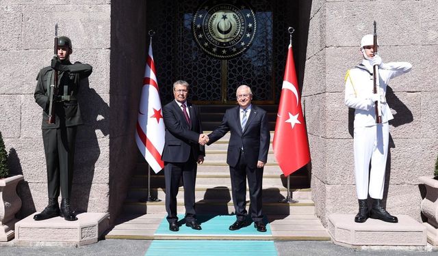 Başbakan Üstel, TC Milli Savunma Bakanı Güler'le görüştü