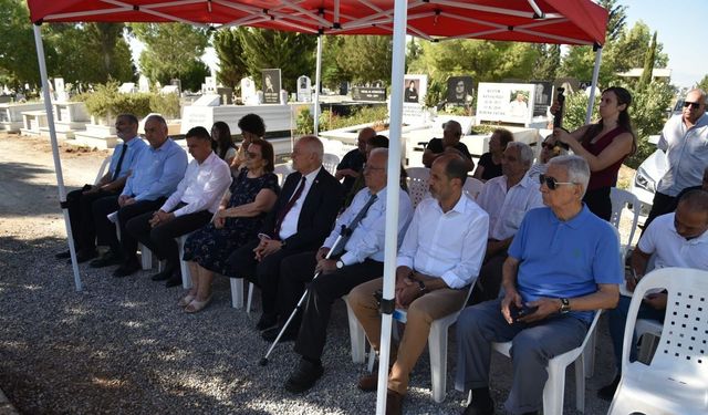 İsmet Kotak ölümünün 15'inci yıl dönümünde kabri başında anıldı