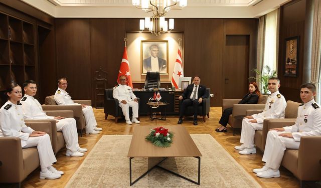 Öztürkler, Deniz Harp Okulu öğrencilerini kabul etti