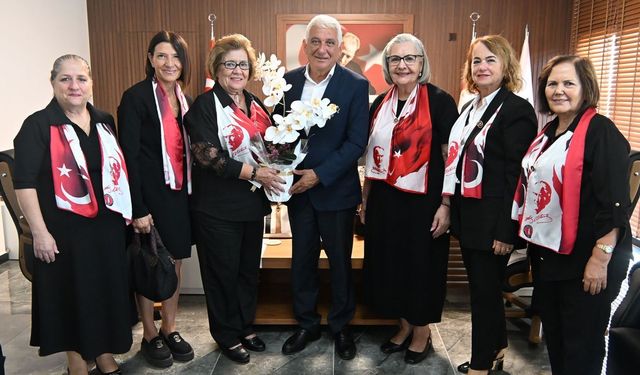 Özçınar, Kıbrıs Türk Kadınlar Birliği Güzelyurt Şubesi temsilcileriyle görüştü