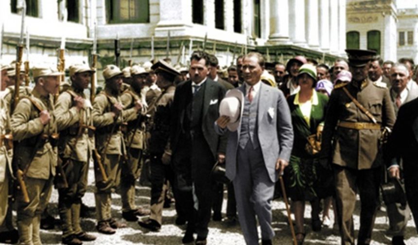 Genel Kurmay&#039;dan renkli Atatürk fotoğrafları...