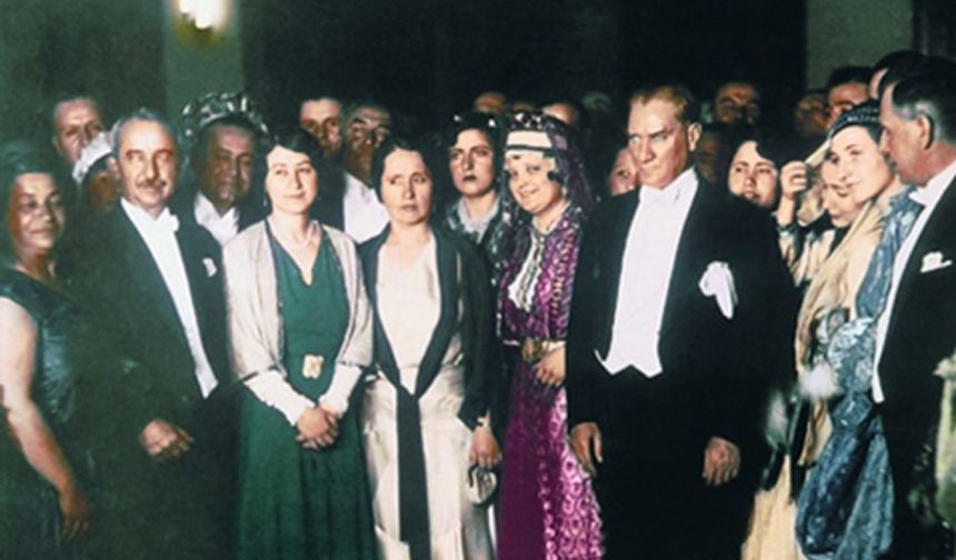 Genel Kurmay&#039;dan renkli Atatürk fotoğrafları...