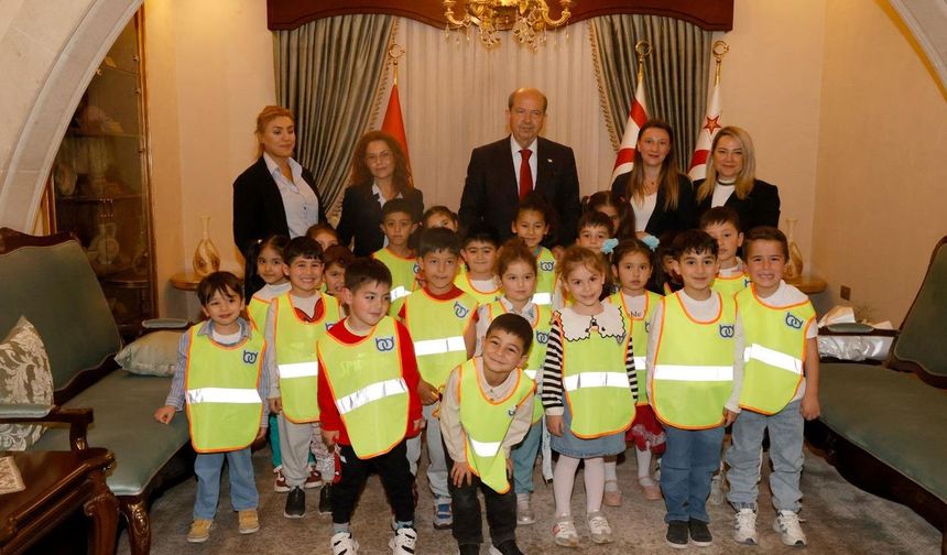 Cumhurbaşkanı Tatar, Bilgi Durağı Etüd Merkezi’ni kabul etti