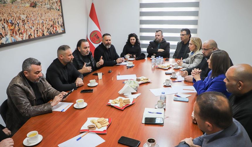 CTP, kamuda örgütlü beş sendika ile bir araya geldi