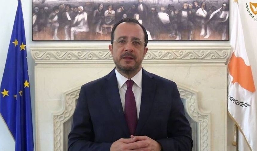 Omega'nın anketine göre, ankete katılanların yüzde 69'ı Hristodulidis'in başkanlığından hoşnut değil