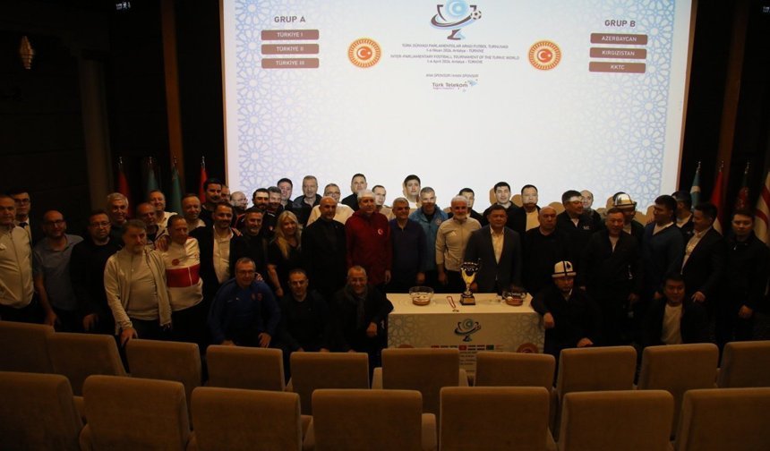 Cumhuriyet Meclisi futbol takımı Antalya'da...