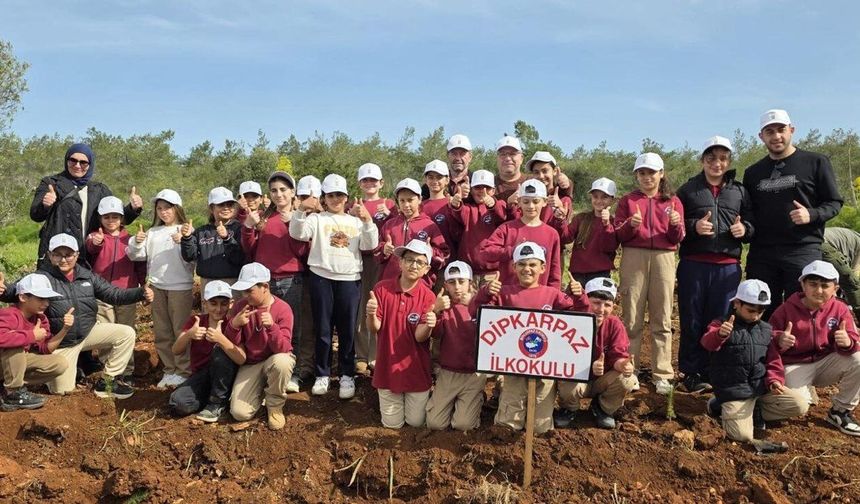 Erenköy-Karpaz'da 'Yeniden Yeşil Kıbrıs' etkinliği gerçekleştirildi