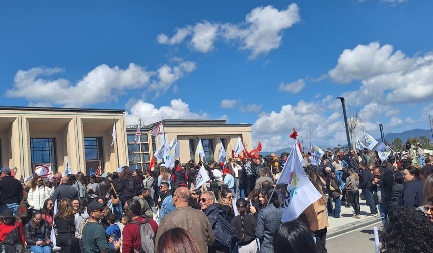 KTOEÖS'ten genel grev çağrısı: Pazartesi Meclis önünde buluşma