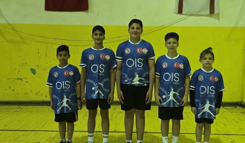 Lefkoşa Badminton Hedefe İlerliyor