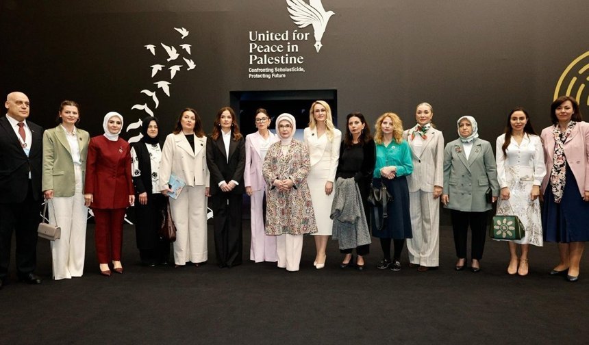 Nilden Bektaş Erhürman, Antalya Diplomasi Forumu'nde Filistin temalı etkinlikte yer aldı