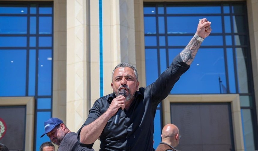 Serdaroğlu: 'Pazartesi gününe ertelenen yasa tasarısına karşı Meclis önünde olacağız'