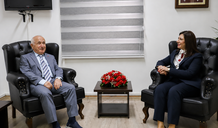 CTP Genel Başkanı İncirli eski TBMM Başkanı Çiçek ile görüştü
