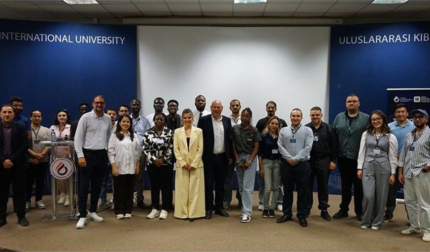 UKÜ'de '7. Dijital Global Gelecek Konferansı' düzenlendi