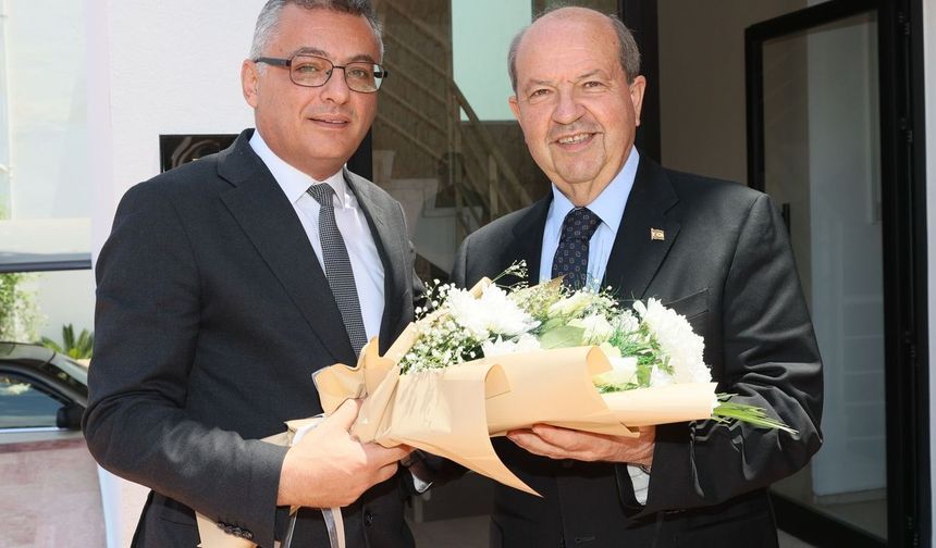 Cumhurbaşkanı Erhürman, eski cumhurbaşkanlarını ziyaret etti