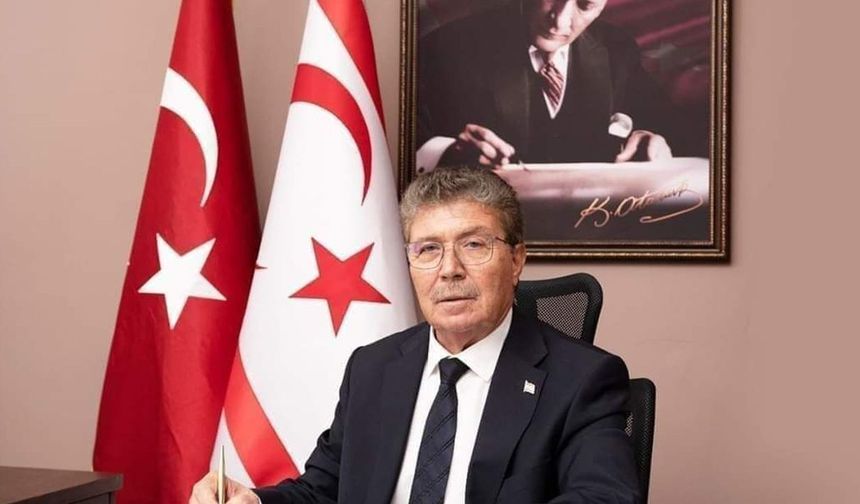 Üstel: '1 Ağustos, bağımsızlık mücadelesinin simgesidir'